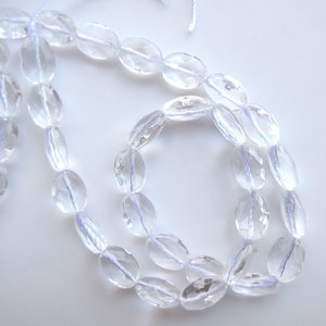 Perles de pierres précieuses en quartz naturel facetté, ovales plates, perles ovales en quartz clair, fil de perles, pierres en vrac - Product Image 1
