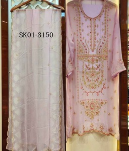 Ensemble Salwar en soie non cousu de style moderne, brodé à la main, en organza lourd, style indien pakistanais - Product Image 2