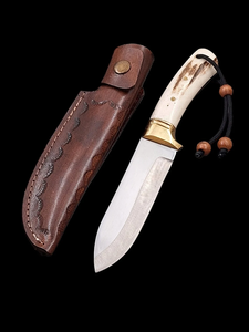 Cuchillo Bowie de Supervivencia para Exteriores Black Smith 1987 EM-04 Hecho a Mano, Hoja Fija de Acero Inoxidable, Mango de Cuerno, Funda de Cuero, 12 Pulgadas - Product Image 4