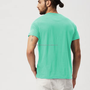 T-shirt à poche avant, manches courtes, col rond, t-shirts à col rond, manches courtes, coupe régulière, t-shirts en microfibre - Product Image 3