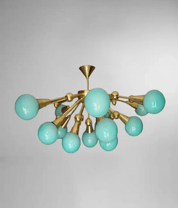 Lámpara de Techo Sputnik Moderna de Mediados de Siglo, Lámpara de Araña con Bolas de Cristal Aqua, Accesorio de Pared de Latón para Sala de Estar y Comedor - Product Image 3