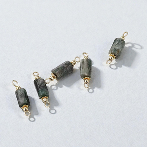 หยกเขียวเคลือบทอง 6x12 มม. อัญมณีทำมือ ตัวเชื่อมต่อเครื่องประดับ - Product Image 1