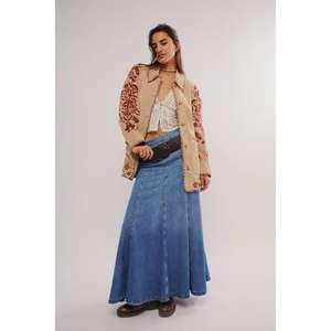 Chaqueta de Ante Tejida a Mano Aluna Ecológica con Bordado Clásico y Atrevido, Estilo Herencia, Ajuste Relajado hasta la Mitad del Muslo - Product Image 3