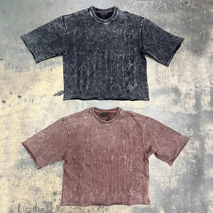 Camiseta Corta Extra Grande de Tela Tejida con Estampado Digital Negro Personalizado para Hombre con Decoraciones de Diamantes de Imitación - Product Image 6
