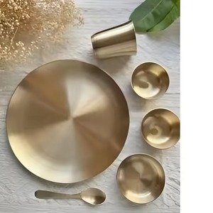 Service de table en laiton pour l'hôtellerie, vaisselle traditionnelle indienne Thali, vente en gros, articles de table faits à la main pour hôtel, restaurant, maison, restauration - Product Image 4