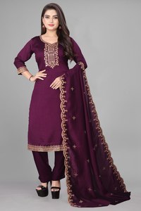 Conjunto de Kurta y Pantalón de Mezcla de Algodón Premium para Mujer con Dupatta de Organza |   Ropa Étnica India Completamente Cosida - Product Image 1