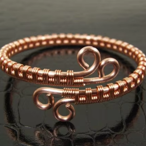 Pulseras Magnéticas de Cobre Hechas a Mano en India, Unisex, Tradicionales, Antiguas, Modernas y Ecológicas - Product Image 1