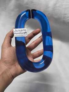 งานประติมากรรมอะคริลิคทำมือรูปทรงโซ่กลมลายแนวตั้ง ดีไซน์ศิลปะสมัยใหม่สำหรับตกแต่งบ้าน ของขวัญงานแต่งงานแบบแขวน - Product Image 2