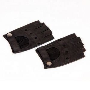 Gants de conduite en cuir pour hommes en peau de chèvre sans doigts de style court avec fermeture à bouton Dressing élégant pour un usage quotidien/décontracté - Product Image 4