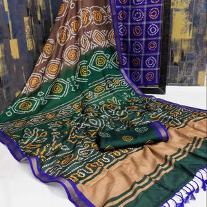 Sari traditionnel long en coton pur doux de style gujarati, imprimé bandhni, broderie lourde, pour un usage quotidien - Product Image 2