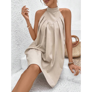 Vestido mini plisado con cuello simulado, también conocido como vestido plisado con cuello halter. - Product Image 2