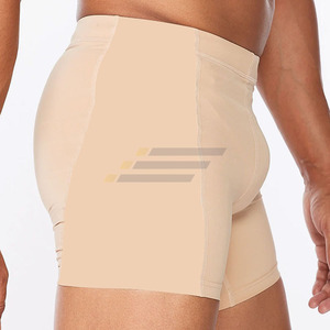 Shorts décontractés avec poches décoratives, patchs personnalisés, shorts de compression pour hommes en vente - Product Image 2