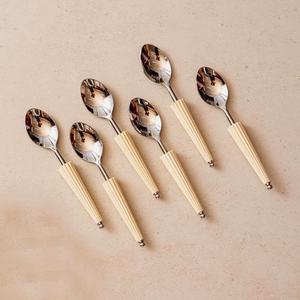 Ensemble de service à salade de cuillères en argent de haute qualité avec poignée en céramique blanche cuillère à fente ensemble de cuillère de service à salade polie en argent - Product Image 3