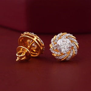 Pendientes de Diamante Cultivado en Laboratorio con Halo en Espiral en Oro Blanco, Amarillo y Rosa de 14K - Estilo Moderno - Product Image 3