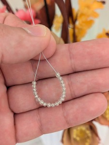 Cuentas Redondas de Diamante Blanco Natural de 3 mm, Calidad AAA+, Facetadas, para Joyería - Product Image 1