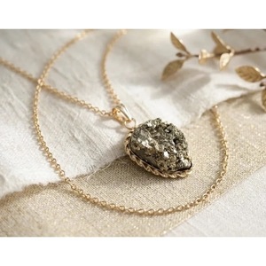 Collar de pirita natural hecho a mano al por mayor, joyería de piedras preciosas de la India - Collar de pirita de la prosperidad - Product Image 1