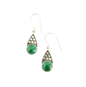 Pendientes de Plata con Malaquita Verde Hechos a Mano, Estilo Boho Vintage, Colgantes, Regalo de Aniversario o Cumpleaños para Mujer - Product Image 2