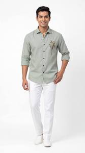 Chemise en lin pour homme avec broderie raffinée, manches longues, col ouvert, coupe classique, boutonnée devant, style décontracté chic, mode resort - Product Image 1