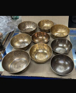 Juego Profesional de Cuencos Tibetanos de 7 Chakras con Frecuencias Afinadas para Reiki, Equilibrio de Chakras y Baños de Sonido, Disponible al por Mayor a Precio Económico - Product Image 3