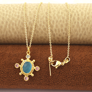 Collier pendentif en or plaqué 18 carats avec quartz hydro à coupe damier et petites pierres CZ roses, chaîne en laiton massif, idéal pour les cadeaux - Product Image 5