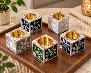 Porte-encens décoratif en métal pour bois de santal indien, idéal pour la maison, le salon, la chambre, la méditation, le yoga et la pratique spirituelle - Product Image 2