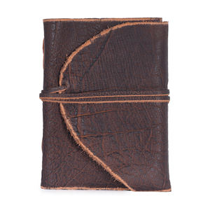 Diario hecho a mano con cubierta de cuero genuino vintage y correa para atar. - Product Image 1