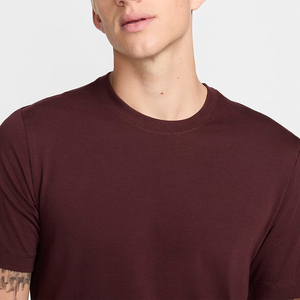 Camiseta Clásica de Cuello Redondo para Hombre, Algodón Pima con Diseño de Cuello Acanalado, Logotipo Impreso Personalizado para Ropa Casual al por Mayor - Product Image 6