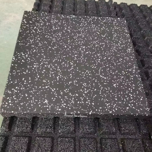 กระเบื้องยางกันกระแทกสำหรับพื้นที่ยกน้ำหนักและพื้นที่ครอสฟิต - Product Image 1