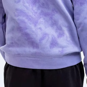 เสื้อสเวตเชิ้ตคอกลมผู้ชาย ผ้าฝ้ายถัก 100% ทรงปกติ สวมใส่สบาย สไตล์ลำลองสำหรับฤดูหนาว แขนยาว พิมพ์ลายดิจิทัล เนื้อผ้านุ่ม - Product Image 4