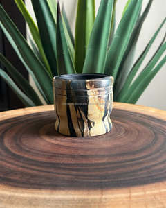 Soporte de incienso de resina epoxi de madera diseñado artesanalmente para fragancia elegante para el hogar y presentación de regalo - Product Image 5