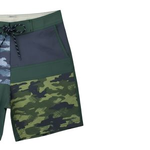Shorts de natation professionnels à rayures camouflage vert foncé, design multi-panneaux, logo personnalisé, respirant, séchage rapide, été - Product Image 3