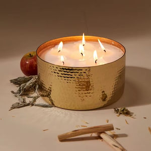 ถ้วยใส่เทียนโลหะเคลือบทอง ดีไซน์หรูหรา สำหรับตกแต่งงานแต่งงานระดับพรีเมียม จัดโต๊ะ และให้แสงสว่างในงานปาร์ตี้ - Product Image 1