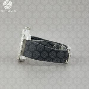 Montre de luxe pour homme Charm Jewells en acier inoxydable, boîtier de 40 mm, mouvement mécanique, accents de diamants, bracelet en cuir, étanche 10 bars - Product Image 3