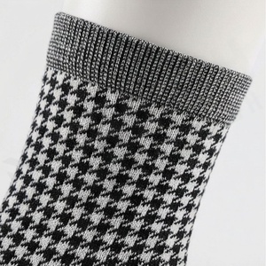 High Elastic Premium Crew <b>Socks</b> Men Sports Running Breathable Moisture Wicking Athletic Gym Fitness Customized Color Soft Pair - Product Image 4