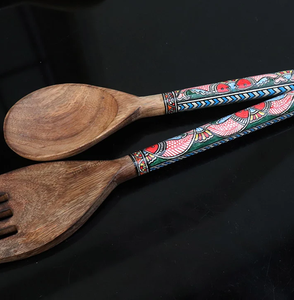Nouvelles cuillères à salade ou cuillères à service en bois émaillé à long manche, pour la maison ou la restauration - Product Image 3