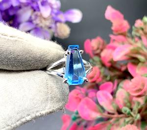 Anillo de cuarzo de Topacio azul cielo con forma de ataúd de 8x14mm clásico hecho a mano, joyería fina de Plata de Ley 925 para regalo de aniversario para mujer - Product Image 1