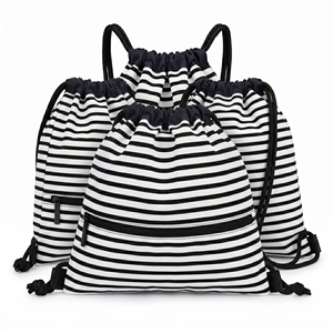 Mochila con cordón y rayas para hombre, bolsa de gimnasio ligera de poliéster, estilo informal, compartimento interior, bolsas con cordón y asa suave - Product Image 1