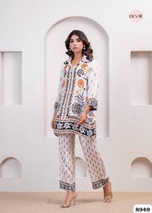 Ensemble coordonné imprimé numérique pour femme : haut élégant et pantalon entièrement cousu, idéal pour le quotidien, les occasions décontractées, l'été, l'hiver et les soirées. - Product Image 5