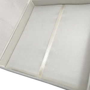 Luxurious White Pearl Brooch with Rhinestone and <b>Ribbon</b> Boxed <b>Wedding</b> Invitations for Stylish Silks - Product Image 3