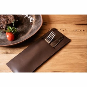 Estuche de cuero impermeable premium para cubiertos, portátil, para banquetes de boda, estuche de almacenamiento de cubiertos personalizado con marca. - Product Image 4