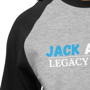 เสื้อยืดแขนราแกลน Legacy Maker คอกลมสไตล์เบสบอล เนื้อผ้านุ่ม ระบายอากาศดี เหมาะสำหรับใส่ทุกวัน รับผลิตเสื้อผ้าขายส่งตามสั่ง - Product Image 5