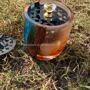 Brûleur à bakhoor en résine, artisanal de luxe, porte-encens moderne, design moderne, ramadan, eid - Product Image 1