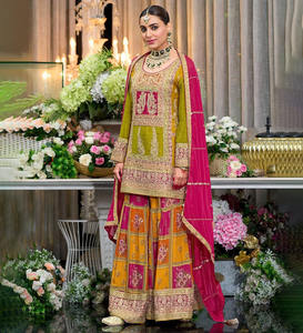 Conjunto de Kurti Sharara Gharara con Bordado Indio de Última Moda, Tela de Seda, Hermoso Diseño Pakistaní, Ropa Étnica Personalizable - Product Image 1