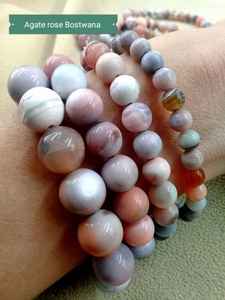 สร้อยข้อมือแฟชั่นเรซิ่นขนาดเล็ก ดีไซน์ไม่ซ้ำใคร เรียบง่าย สีสันผสมผสานแปลกตา - Product Image 5