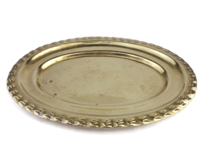 Plato Decorativo Ovalado de Aluminio Ecológico Vintage con Borde de Cuerda, Acabado Dorado Brillante, Decoración de Mesa Metálica en Venta - Product Image 1