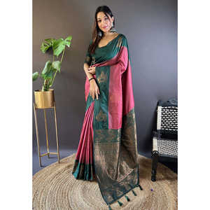 Sari Réversible en Soie Douce Rose Corail Elite Weaves avec Bordure Florale et Contraste Tissé Zari pour Femme, Idéal pour les Fêtes et Toutes Saisons - Product Image 1