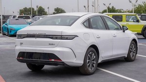 BYD Destroyer 05, Auto Eléctrico Híbrido Enchufable - Product Image 4