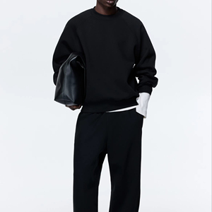 เสื้อสเวตเตอร์แขนยาวผู้ชายดีไซน์เรียบง่ายเสื้อแนวสตรีท - Product Image 1