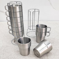 Set Cangkir Kopi Stainless Steel Grosir, Dinding Ganda Terisolasi, Dapat Ditumpuk, dengan Gagang dan Rak, Set Cangkir untuk Kopi, Teh, Susu