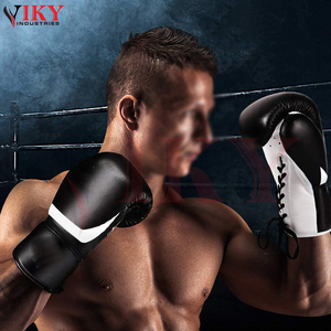 Gants de boxe en cuir artificiel noir et blanc avec logo personnalisé, ajustement ergonomique, rembourrage en mousse multi-couches absorbant les chocs - Product Image 6